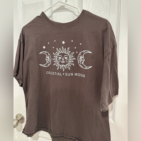 Cute shirt - Picture 1 of 1